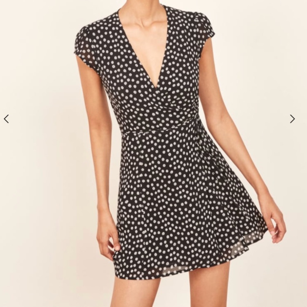 *SOLD* Reformation Dawn wrap mini dress L - Picture 2 of 6